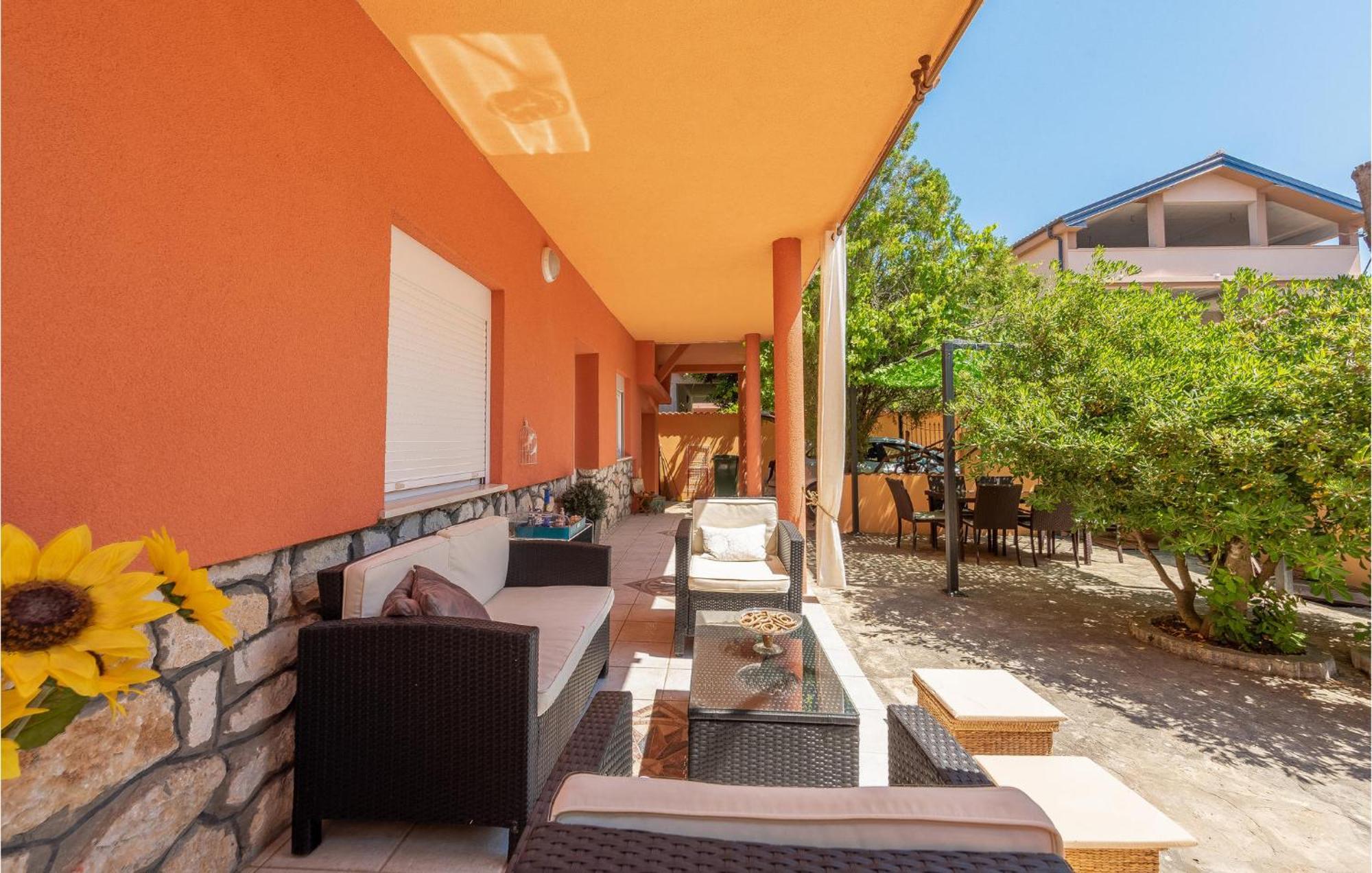 Cozy Home In Vrsi With Wifi Zewnętrze zdjęcie